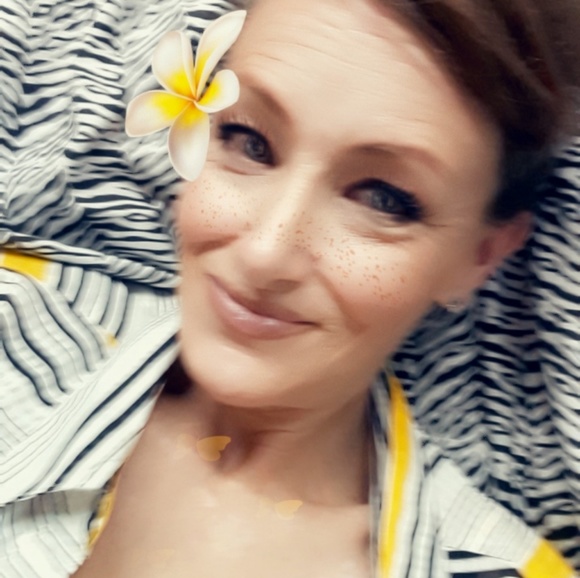 Meet your Posher, Heather - Picture 4 of 4